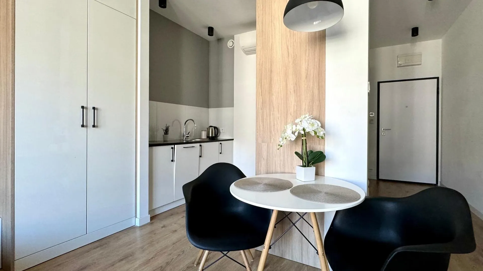K22 Apart In Warsaw Slawinska 505 Apartment Poland